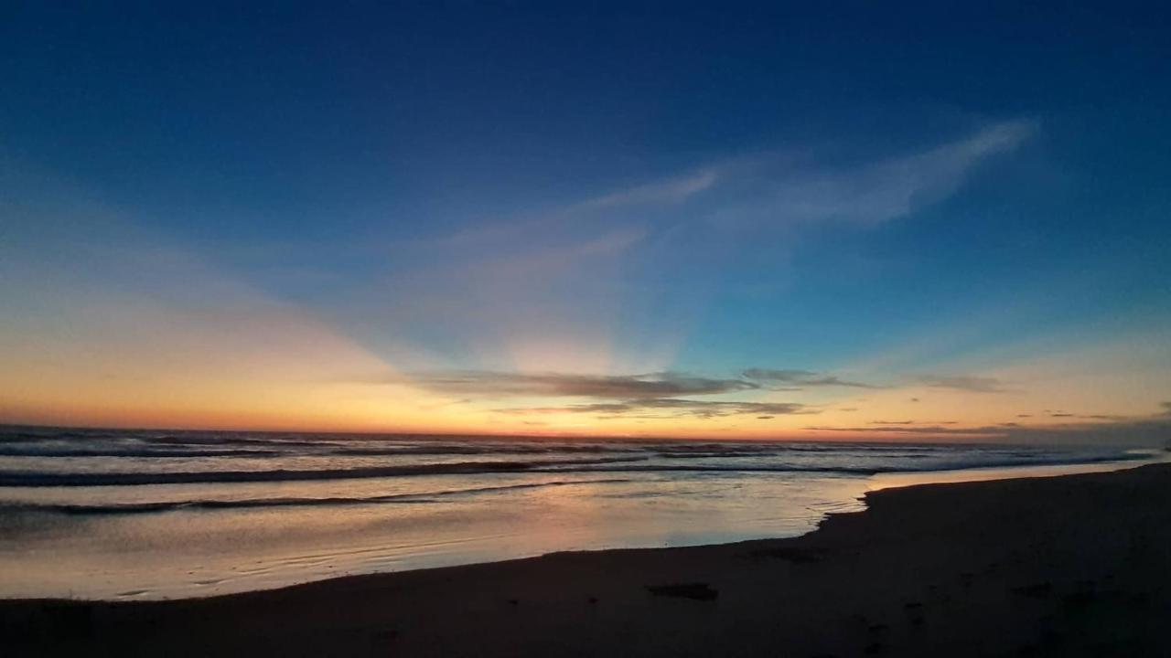 Redwood Beach Resort Mechapa エクステリア 写真