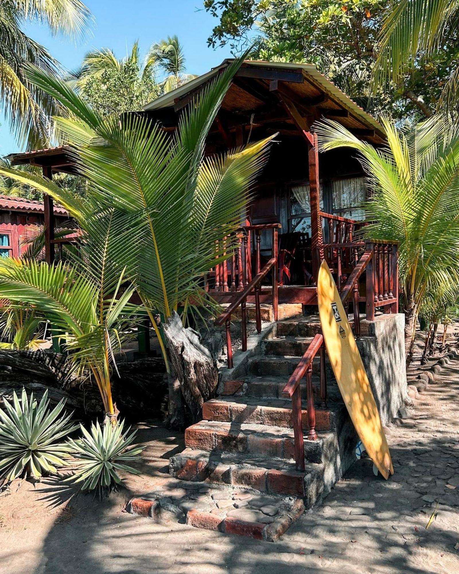 Redwood Beach Resort Mechapa エクステリア 写真